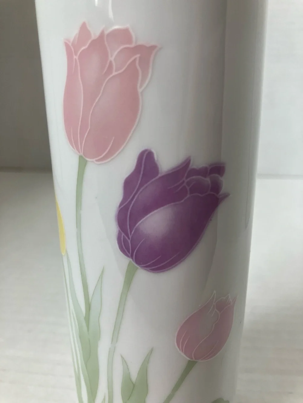 White Ceramic Tulip Vase  7” with Pastel Pink, Yellow, and Purple Flowers Vtg